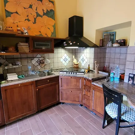 Grande Indipendente Per Due Persone A Palazzo Lupis *