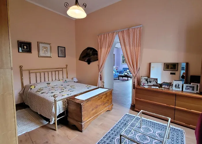 Apartamento Grande Indipendente Per Due Persone A Palazzo Lupis Grotteria